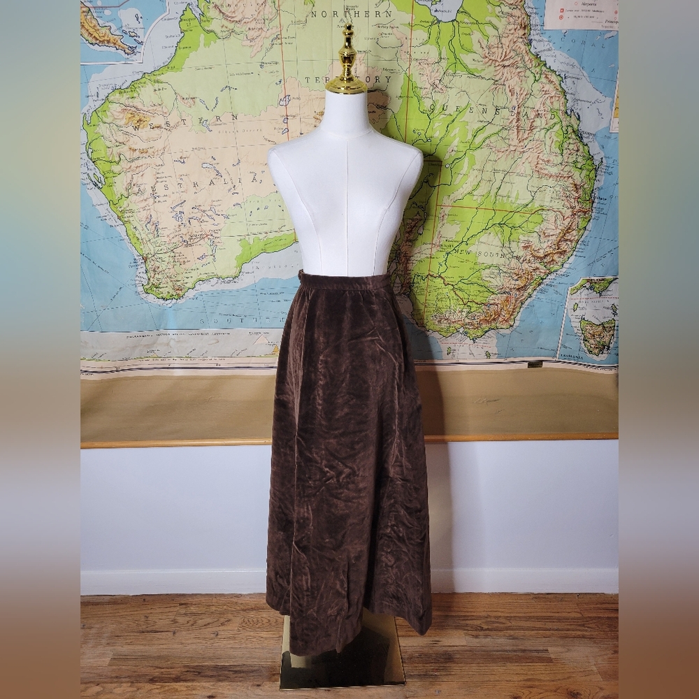 Vintage Brown Velvet Skirt. No Size Tag See Measurmentes. 1960s Bohemian